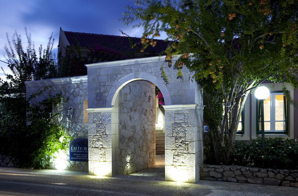 Dafnoudi Hotel Apartments Antipata Kültér fotó