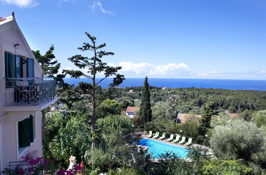 Dafnoudi Hotel Apartments Antipata Kültér fotó