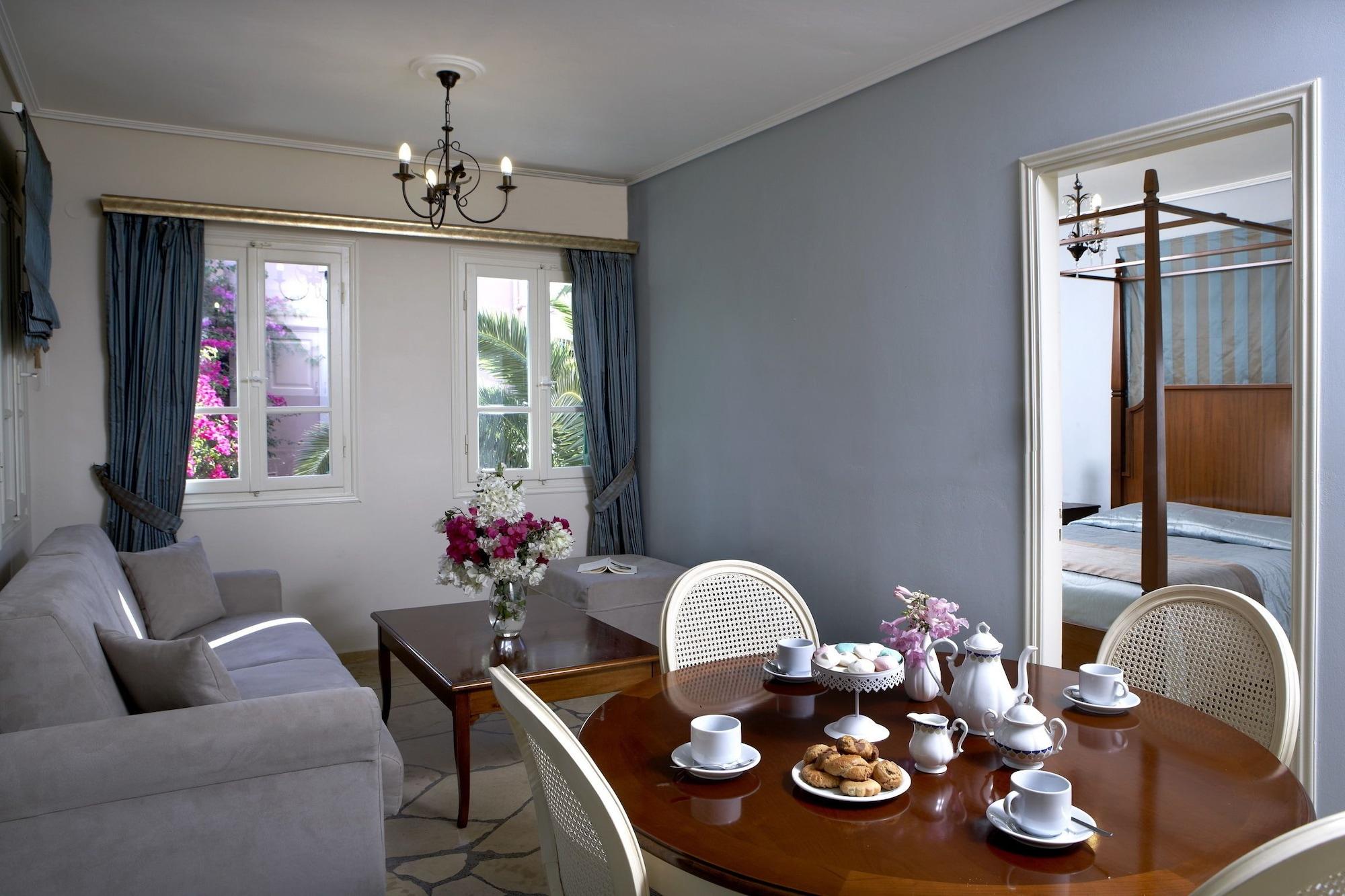 Dafnoudi Hotel Apartments Antipata Kültér fotó