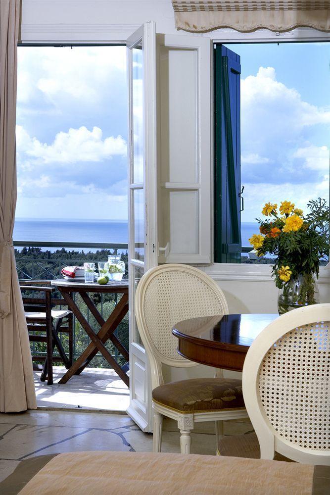 Dafnoudi Hotel Apartments Antipata Kültér fotó